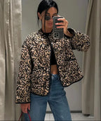 Handgefertigte Baumwoll-Patchwork-Steppjacke – Statement-Stück mit Leopardenmuster