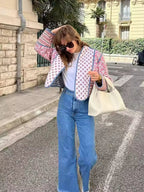 Handgefertigte kurze Jacke aus Baumwoll-Patchwork – Pink und Marineblau mit gemischtem Print und Farbblock