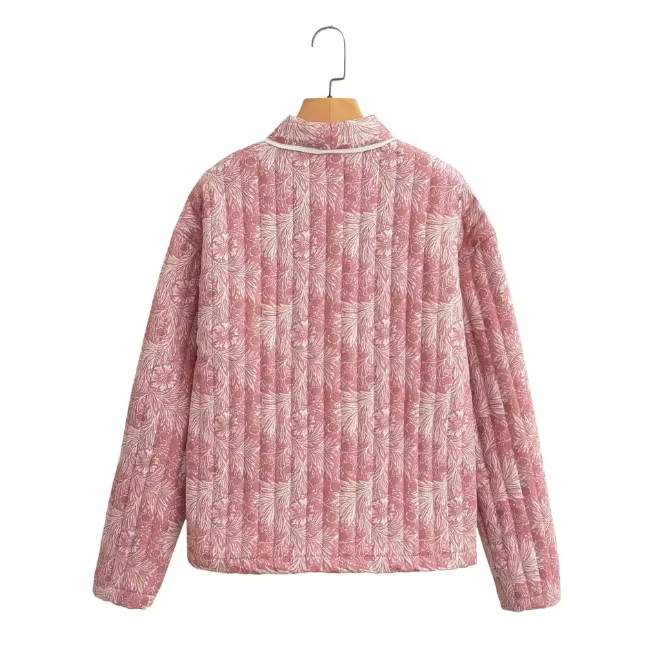 Handgefertigte Baumwoll-Patchwork-Steppjacke – Mauvefarben mit Blumenmuster und cremefarbenem Besatz